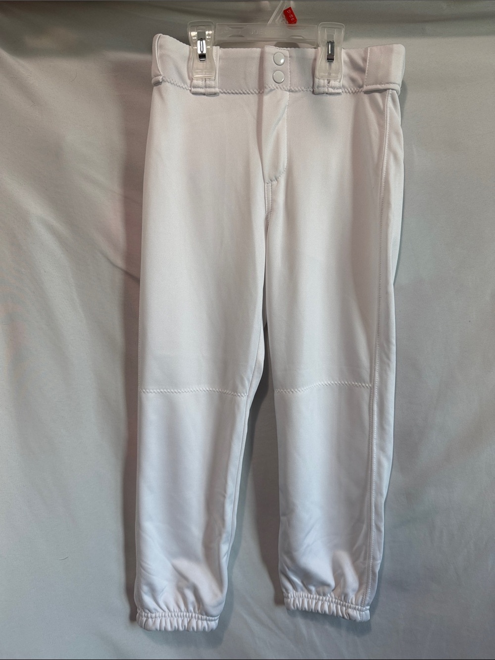 Women’s White Athletic Capris – Performance Soft-Stretch